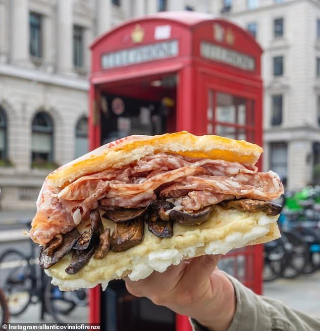 Una cadena sándwich enormemente popular que Estados Unidos ha conquistado el tamaño de su cara vendiendo Paninis. ‘Abre el primer negocio británico con más a seguir