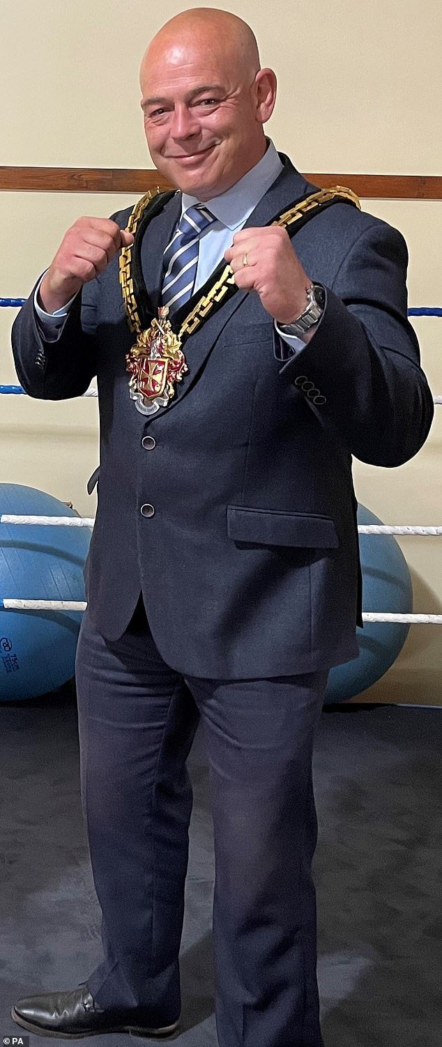 102294411-15115361-Greg_Brackenridge_pictured_as_Mayor_of_Wolverhampton_visiting_a_-m-24_17583121443.jpeg