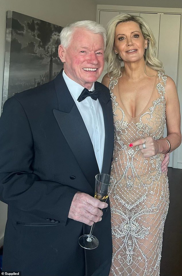 Mujer más joven que se entusiasma con este espectáculo: Vestido de Brownlow