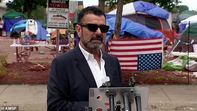 El propietario de Minneapolis comienza horribles almacenes sin hogar en su país para recuperar a los funcionarios de la ciudad.