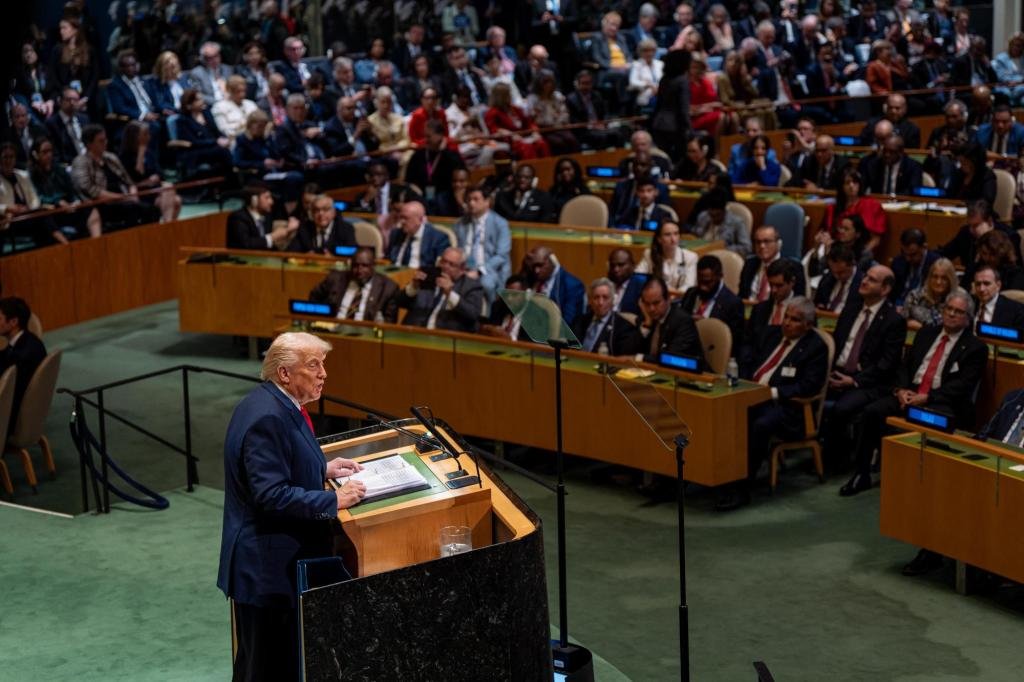 Trump dice que fue víctima de “triple sabotaje” en la ONU