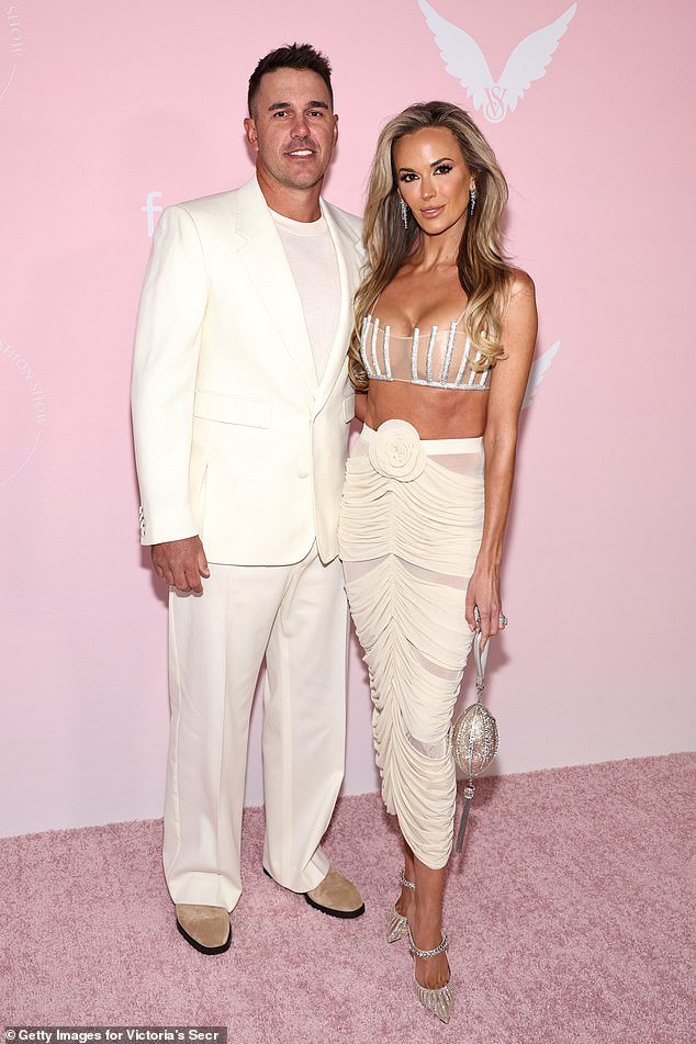 La esposa de Golfstar Brooks Koepka, Jena Sims, comparte un desgarrador anuncio erróneo