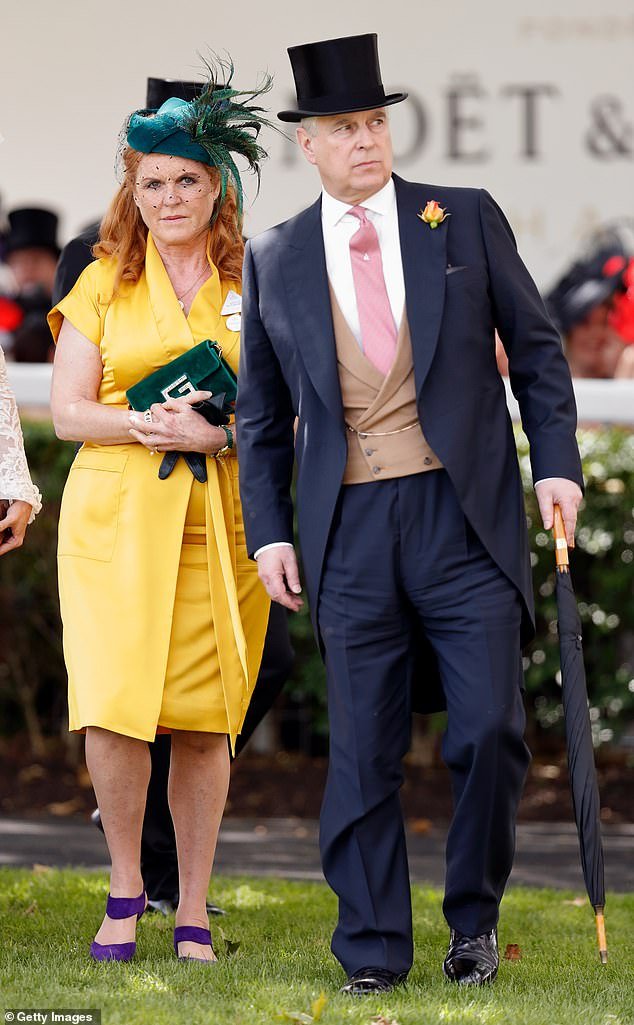 103175935-15215593-Andrew_and_Sarah_Ferguson_still_live_together_in_Windsor_despite-a-3_176112267706.jpeg