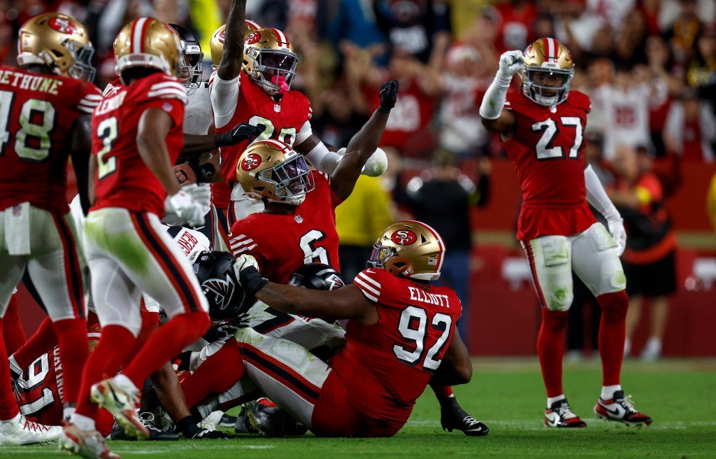 BNG-L-49ERS-1020-25.jpg