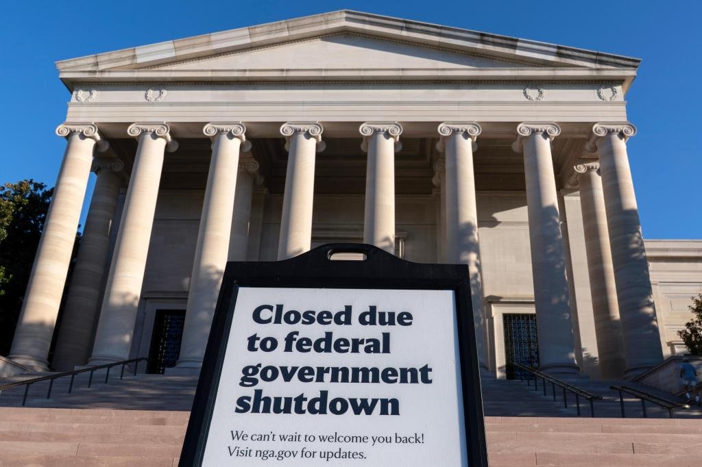 Government_Shutdown_Timeline_12713-1.jpg