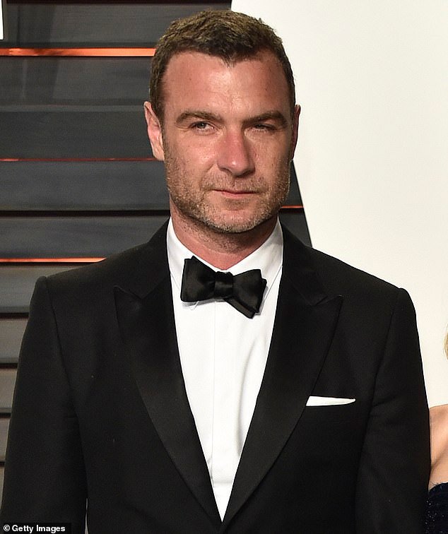 Liev Schreiber, de 58 años, fue trasladado al hospital donde se someterá a una serie de pruebas.