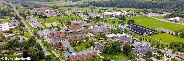 Un hombre recibió un disparo en el cuello en la Universidad Estatal de Nueva York mientras el campus permanece cerrado