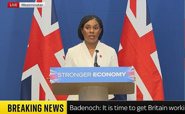 Recortar el gasto en lugar de aumentar los impuestos, dice Kemi Badenoch burlándose del discurso “bomba” de la Canciller sobre el presupuesto