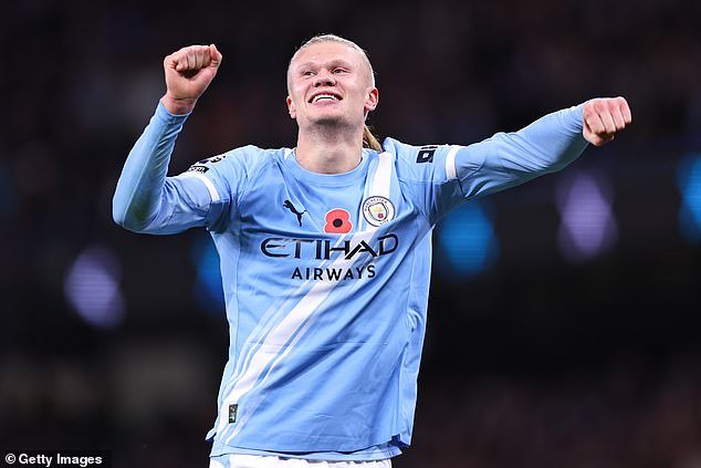 El portero del Manchester City, Erling Haaland, dice que el VAR lo AYUDA, pocos días después de que el técnico Pep Guardiola afirmara que los árbitros han estado en contra del club durante una década.