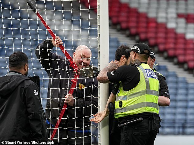 ALERTA ROJA DE HAMPDEN: Estallan protestas en el Estadio Nacional mientras Escocia Femenina juega contra Israel en las eliminatorias para la Copa del Mundo