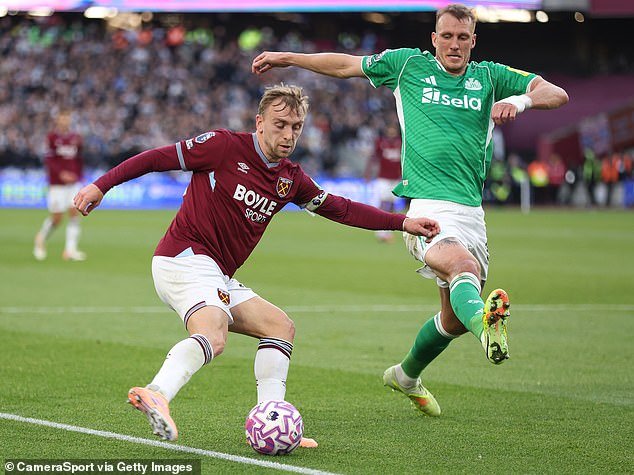 ‘Necesitamos equipos feos y tiránicos como el Arsenal’: mensaje de Dan Burns a las estrellas del Newcastle después de que Eddie Howe fracasara en la debacle del West Ham