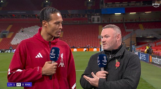Virgil van Dijk apunta OTRA VEZ a Wayne Rooney en una emocionante entrevista en vivo mientras el capitán del Liverpool y el experto se encuentran cara a cara días después de pelearse por las críticas a la leyenda del Man United.