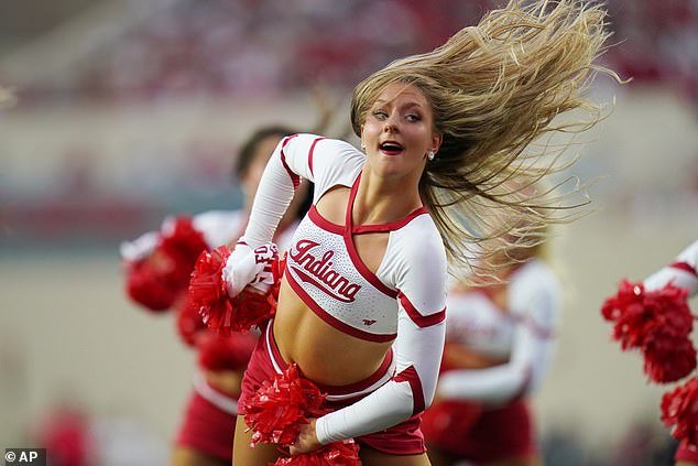 Se anuncian las primeras clasificaciones de los playoffs de fútbol universitario