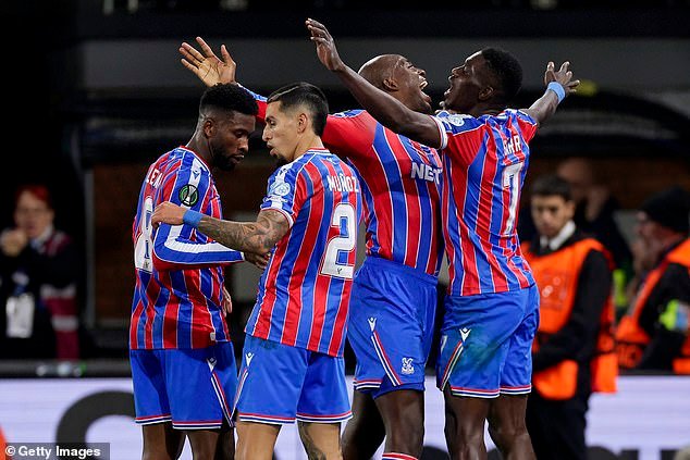 Crystal Palace – AZ Alkmaar 3-1: El dúo ofensivo de las Águilas brilla y continúa con su prometedora asociación, ¿cómo dio sus frutos el “riesgo” de Oliver Glasner en el centro del campo y qué estrella se subestima penalmente?