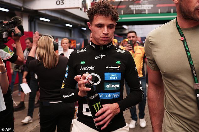 “Me gustaría tener más esa actitud de Max de ‘vete a la mierda’”, dice la estrella de la F1 mientras la pelea por el título llega a su fin.