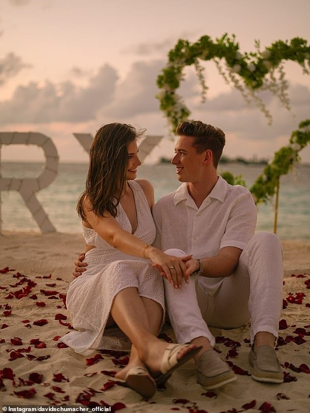 Nueva alegría para la familia de Michael Schumacher cuando el sobrino de 24 años se compromete con otro piloto de carreras, pero los planes de boda se ven empañados por una disputa con su madre.