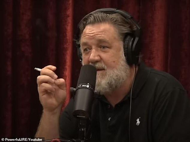 103799139-15281985-Russell_Crowe_pictured_in_Joe_Rogan_s_studio_has_been_involved_w-a-14_17629029076.jpeg