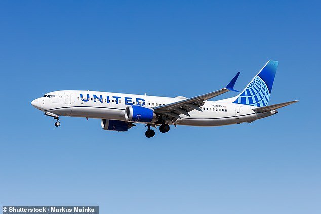 Pasajero de United arrestado por amenaza de bomba en el aire mientras el avión realiza un aterrizaje de emergencia en St. Louis