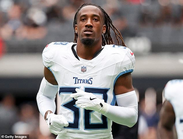 El dos veces campeón del Super Bowl, L’Jarius Sneed, fue sorprendido conduciendo un Lamborghini en el centro del presunto tiroteo.