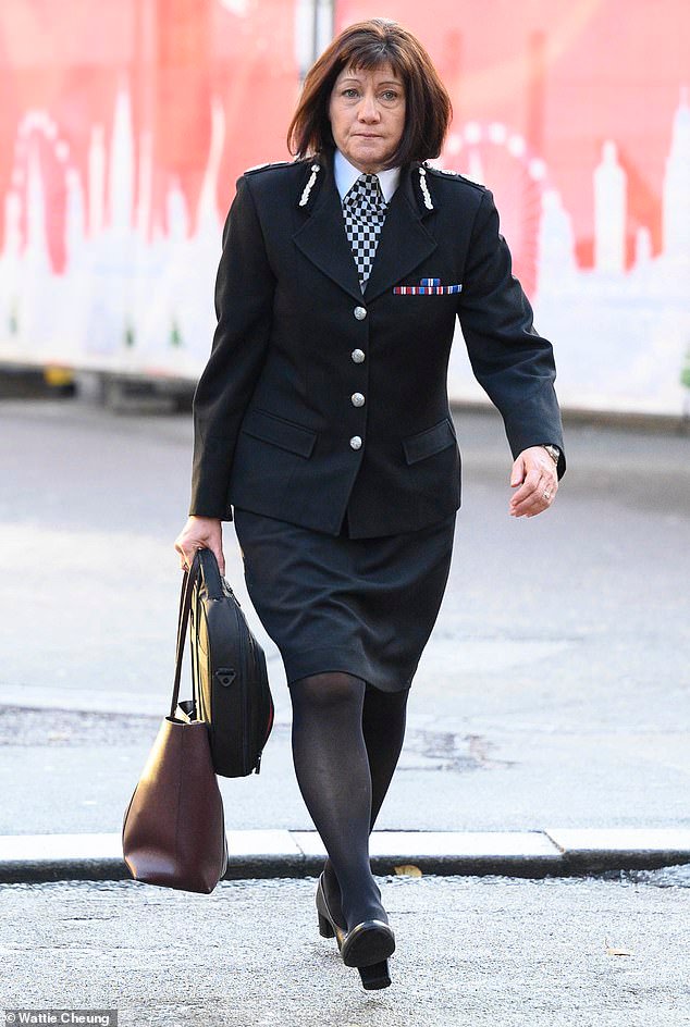 La policía de Escocia gastará casi 1 millón de libras esterlinas en la contratación de un “asesor de derechos humanos”.