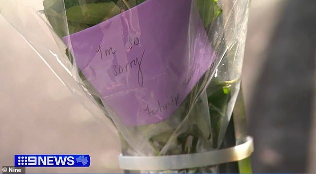 Lo que el adolescente P-Plater, acusado de matar a una mujer y a su hijo no nacido, le dijo al juez cuando compareció por primera vez ante el tribunal y el desgarrador mensaje que dejó a las víctimas en el lugar de la tragedia.