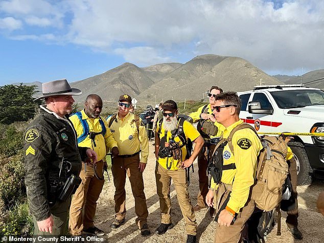 Padre muere y su hija, de cinco años, es arrastrada mar adentro en medio de enormes olas en el norte de California