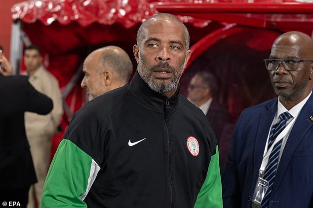 El seleccionador nigeriano acusó a la República Democrática del Congo de “practicar vudú” durante su derrota en la tanda de penaltis, cuando las esperanzas de las Súper Águilas en el Mundial se acaban en el play-off.