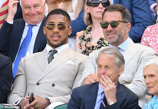 Anthony Joshua ha socavado su legado y el deporte que lo ‘salvó’ con el circo Jake Paul: el hombre que afirmó que la moral era más impresionante que el dinero avergonzó a sus fanáticos con una pelea de £140 MILLONES