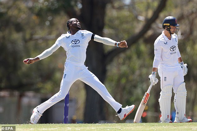 Cómo Inglaterra puso a Jofra Archer en la forma de su vida y lo preparó para vencer a Australia: los conocedores revelan un programa de entrenamiento personalizado de Ashes y una estadía de último minuto en Barbados, los dos compañeros de equipo en los que se apoya y por qué pudo jugar las cinco pruebas.