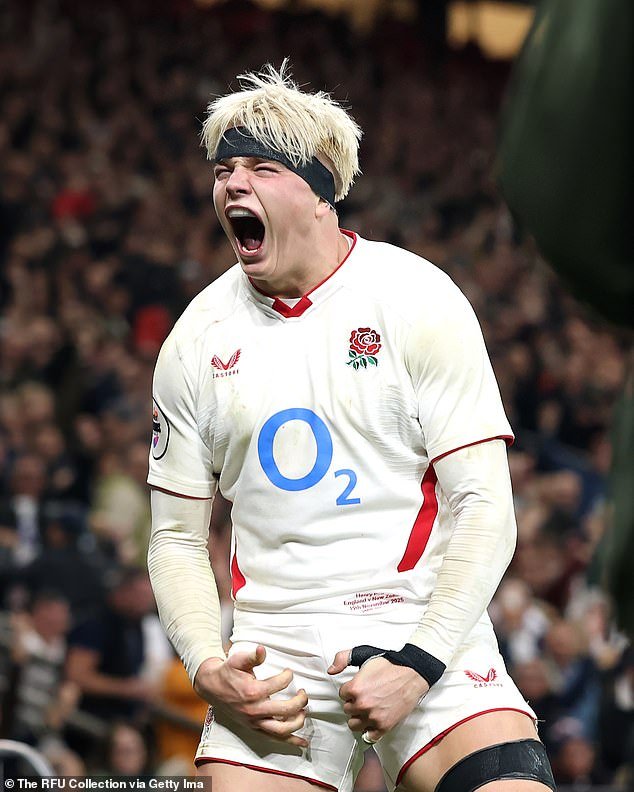 Sir Clive Woodward: Por qué me alegro de que Henry Pollock esté cambiando la forma en que se comportan los jugadores de rugby y por qué a nadie debería importarle que esté saltando como un adolescente que ha tenido demasiado pop