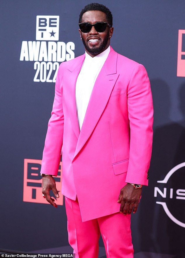 Diddy está bajo investigación por NUEVOS cargos de acoso sexual mientras el magnate caído en desgracia cumple su sentencia en una prisión de Nueva Jersey.