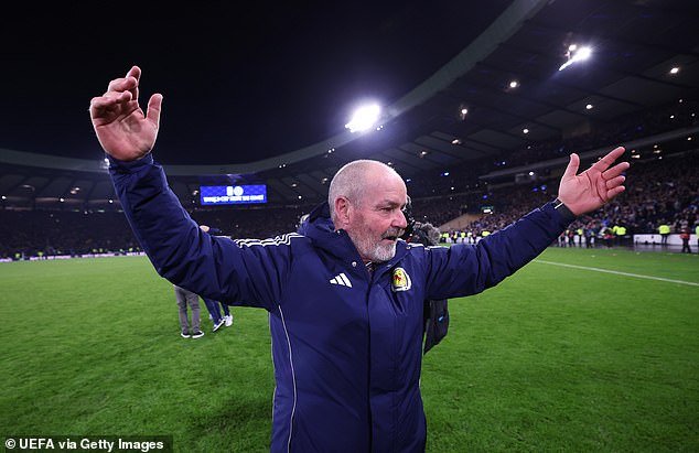 ESCOCIA 4-2 DINAMARCA CLASIFICACIONES DE JUGADORES: ¿Quién marcó uno de los mejores goles de Hampden de todos los tiempos? ¿Qué jugador marcó la pauta con una exhibición agresiva en el mediocampo? ¿Y quién fue una roca en defensa?