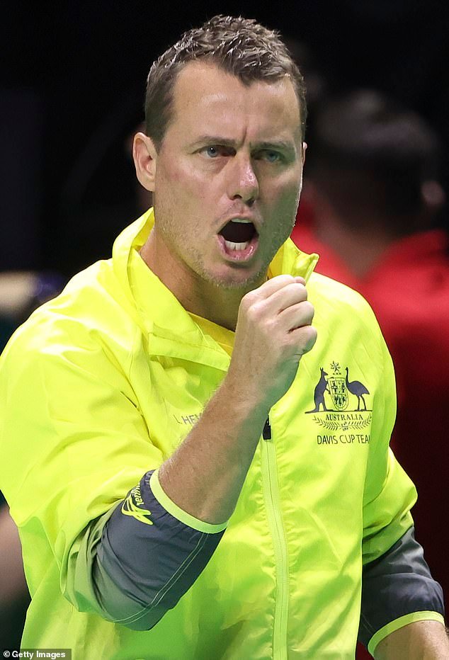 Lleyton Hewitt hace la pregunta que todo aficionado al tenis australiano quiere que se responda después de que Bernard Tomic sufriera un desastre de 35 minutos en el torneo de Sydney.