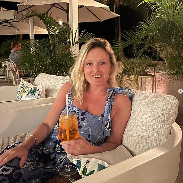 La responsable de relaciones públicas nombrada es una mujer británica de 30 años que fue una de los cinco turistas que murieron en una tormenta de nieve en la Patagonia.