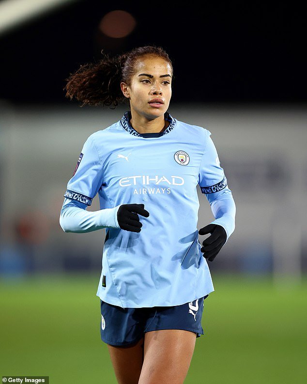 Mary Fowler revela un terrible “regalo” racista que recibió de su equipo