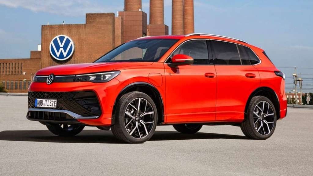 El SUV Volkswagen Tiguan SEL R-Line 4 Motion 2025