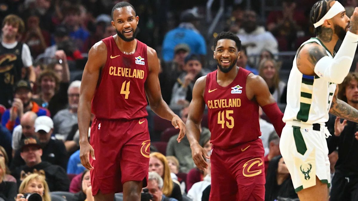 La NBA multó a los Cavaliers con 100.000 dólares por dar descanso a los All-Stars Donovan Mitchell y Evan Mobley para un partido fuera de casa contra el Heat.