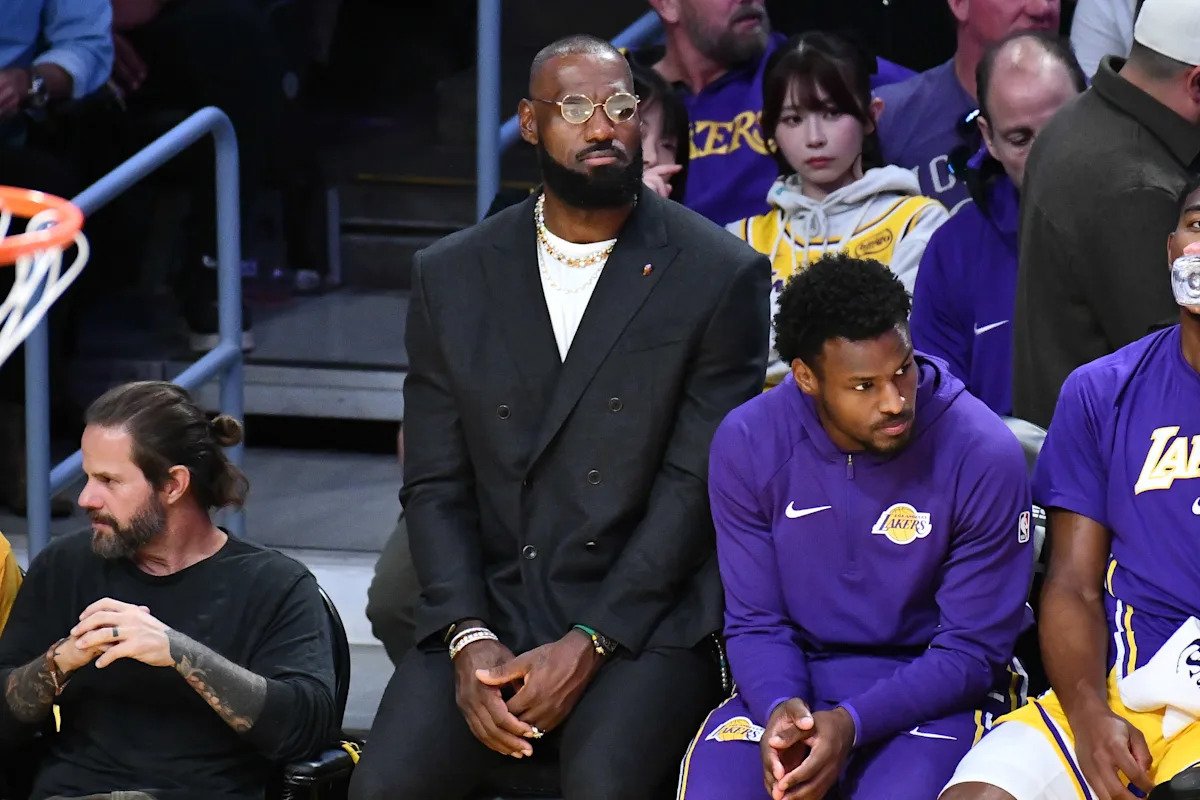 LeBron James habría regresado a los Lakers procedente de la G League y podría jugar su primer partido esta semana