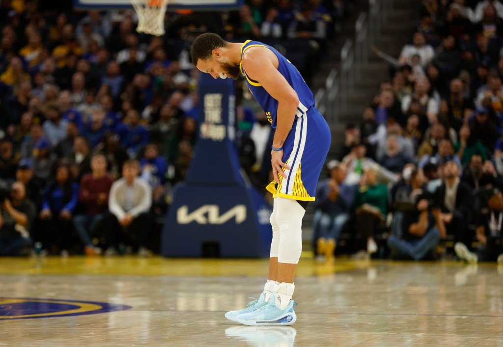 Curry se perderá el partido de los Nuggets por enfermedad