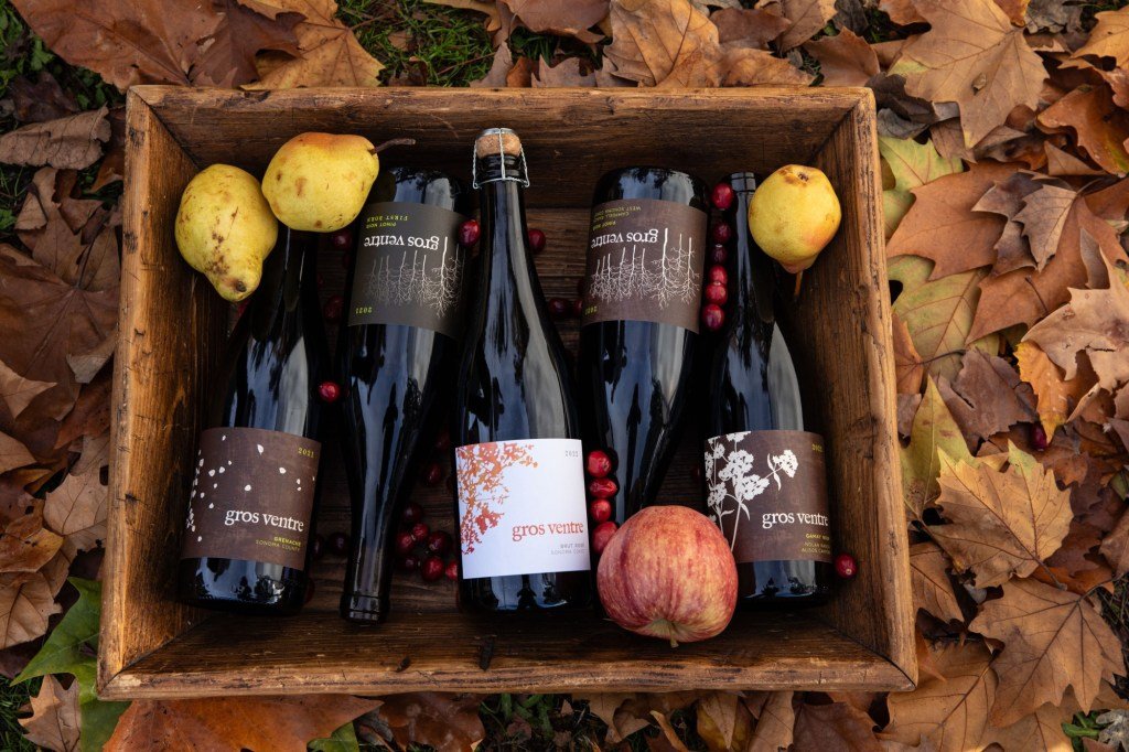 Alegra tu mesa de Acción de Gracias con los mejores vinos locales del condado de Sonoma y más allá