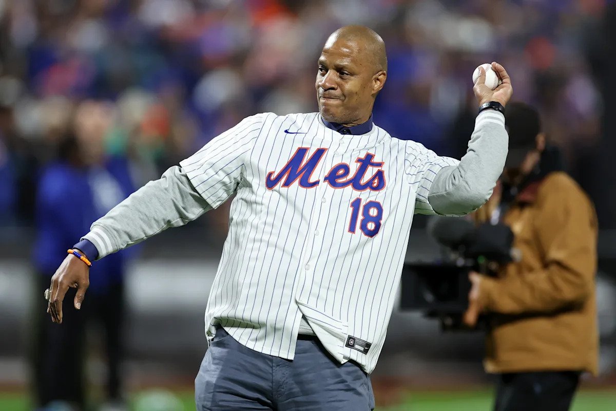 El presidente Trump indulta a la leyenda de los Mets de Nueva York, Darryl Strawberry