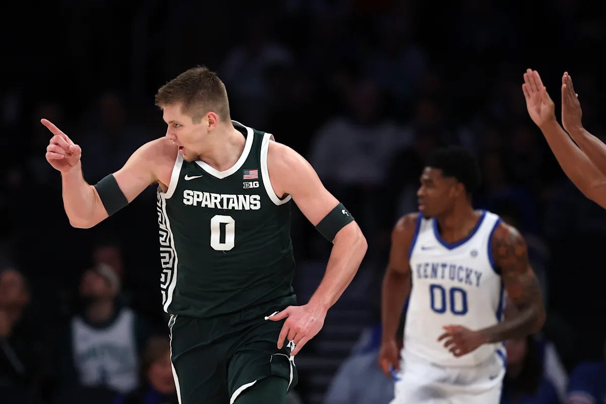 El No. 17 Michigan State logra una aplastante victoria sobre el No. 12 Kentucky en la última salida difícil de los Wildcats.