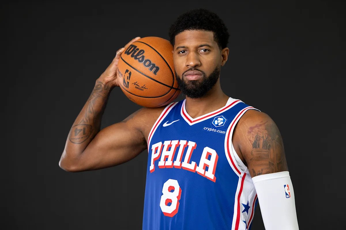 El alero de los 76ers, Paul George, hará su debut de temporada el lunes contra los Clippers