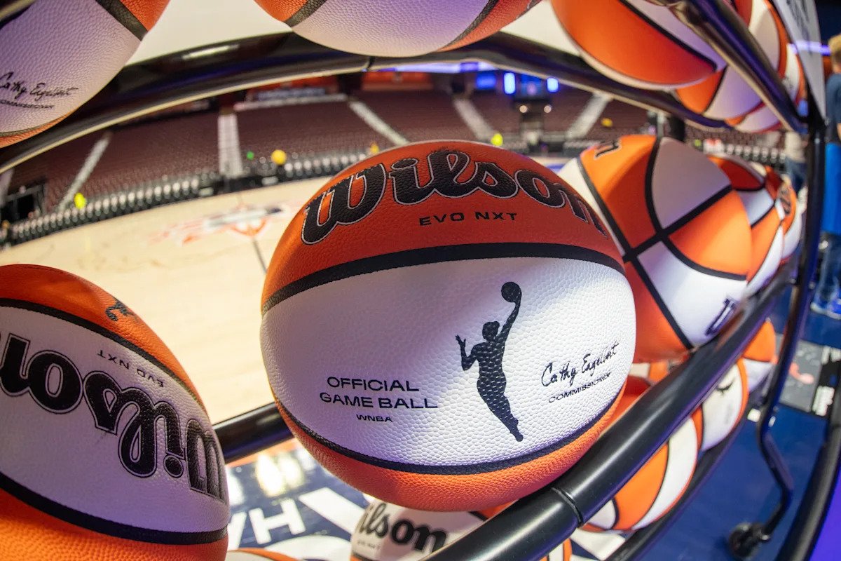 Informe: la propuesta de convenio colectivo de la WNBA aumentaría el salario máximo de 250.000 dólares a más de 1,1 millones de dólares