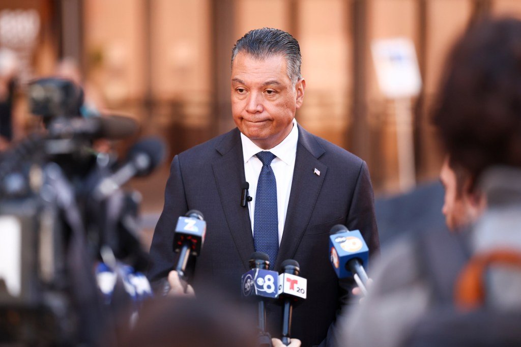 El senador Alex Padilla descarta postularse para gobernador de California – The Mercury News