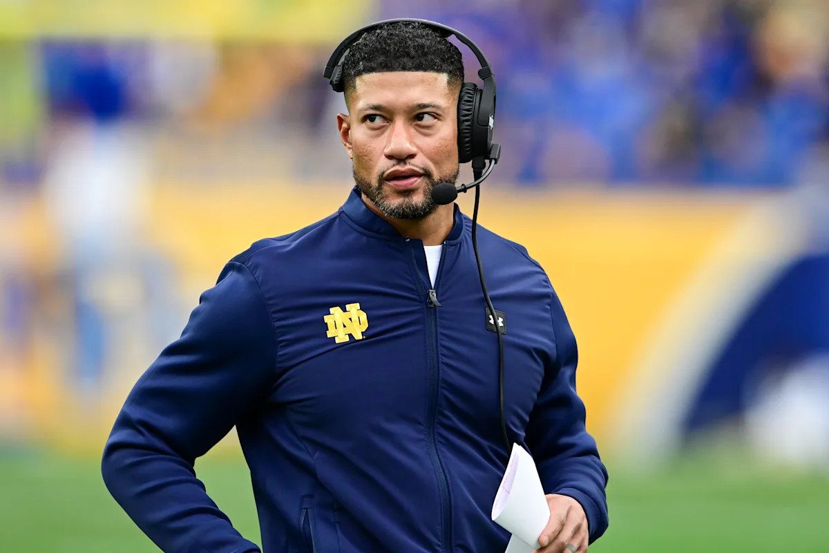 Según los informes, Marcus Freeman se queda en Notre Dame a pesar del interés de los equipos de la NFL