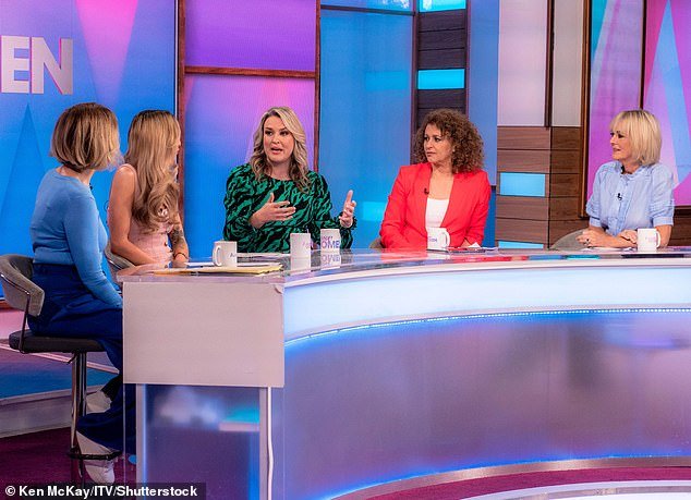 ITV planea una programación televisiva “miserable” para el día de Navidad mientras los espectadores enojados gritan: “¡No pensé que podría empeorar!” – y un espectáculo está seriamente bajo fuego