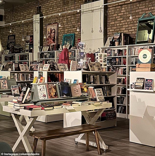 La popular librería familiar cierra después de que Barnes & Noble abre cerca, lo que aumenta sus ventas