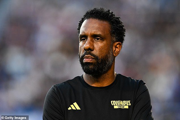 Wilfried Nancy recibirá una rápida introducción a las expectativas en el Celtic en su partido de debut contra el Hearts, advierte el capitán Callum McGregor.