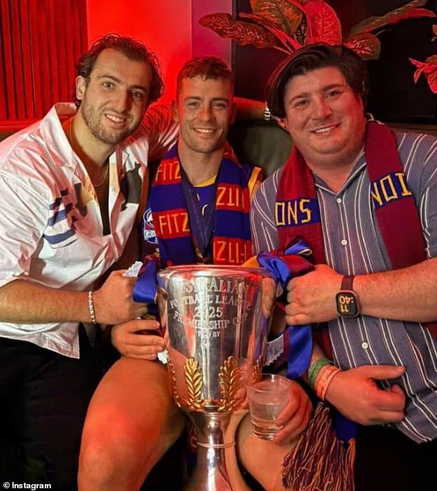 Un popular promotor de un club nocturno australiano ha muerto trágicamente, mientras las celebridades le rinden homenaje.